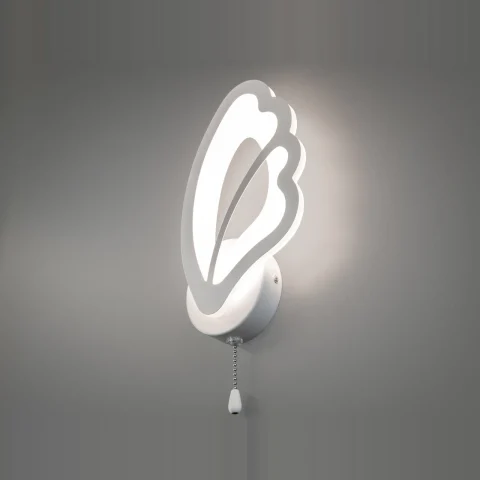 Настінне бра Diasha 8166/1WH біле 16W