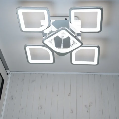 Потолочная LED-люстра Diasha S8060/4+1HR с пультом и диммером, хром, 70W, 3850 lm, квадратные акриловые плафоны 44×44 см
