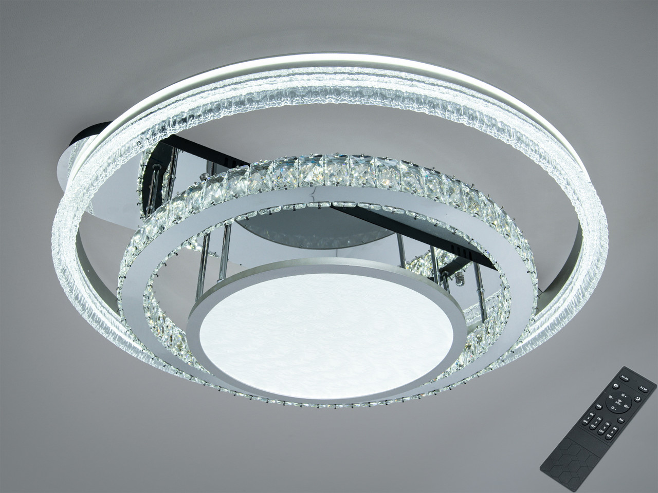 Стельова люстра LED Diasha 8818/800+600+400 хром 195W до 33 м² Стельова люстра LED Diasha 8818/800+600+400 хром 195W до 33 м²