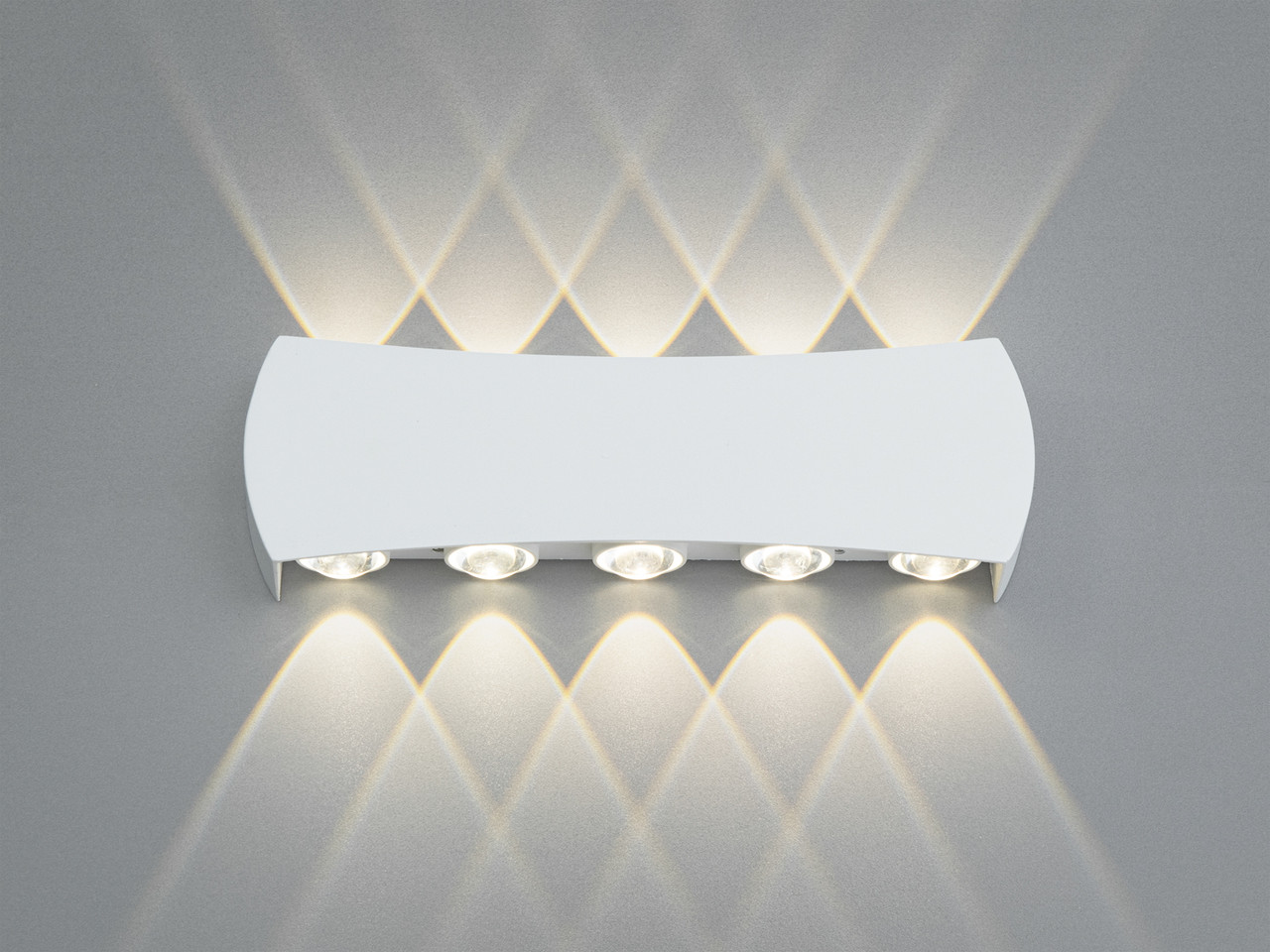 LED фасадний світильник Diasha DFB-8622-10WH LED фасадний світильник Diasha DFB-8622-10WH