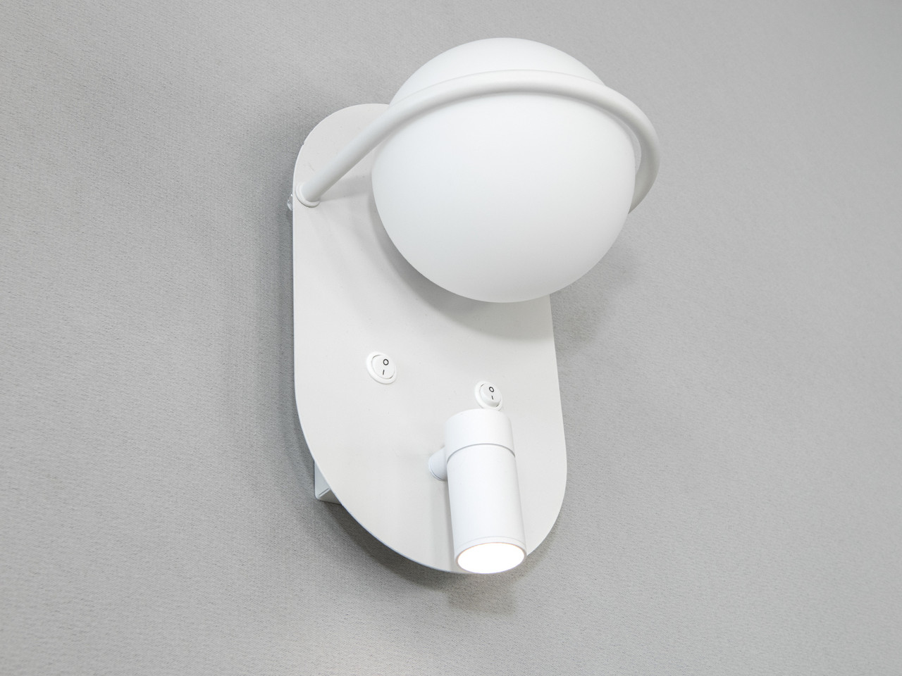Бра настінне LED Diasha F3776WH Loft, 2W, біле, IP20, мінімалістичний стиль Бра настінне LED Diasha F3776WH Loft, 2W, біле, IP20, мінімалістичний стиль